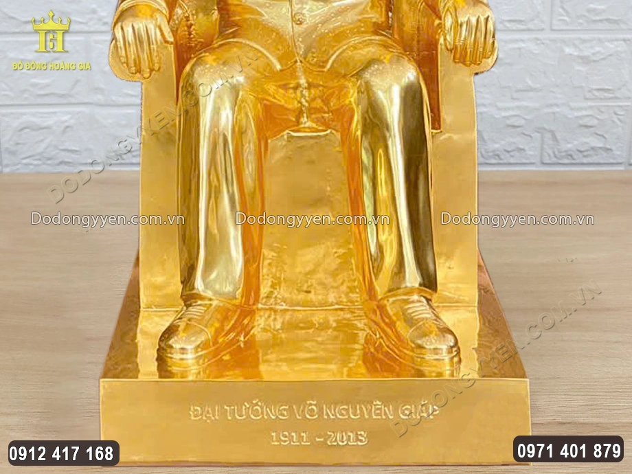Phần ch&acirc;n đế được đ&uacute;c chắc chắn, vững ch&atilde;i